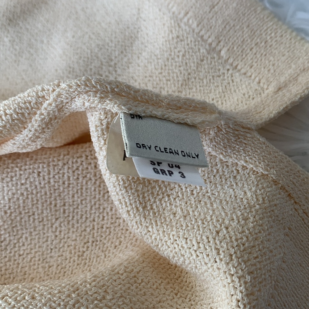 St. John Cream Sleeveless Knit Top - Picture 3 of 3